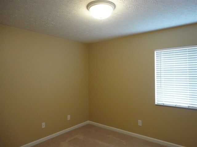 Building Photo - 4073 Sherbourne Dr