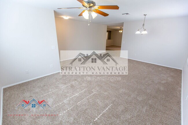 Building Photo - 15792 W Port Au Prince Ln