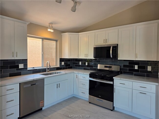 Building Photo - 1193 Pawnee Dr