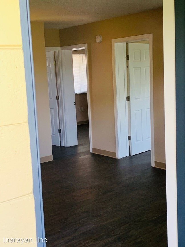 Building Photo - 541 S Cottage Hill Rd