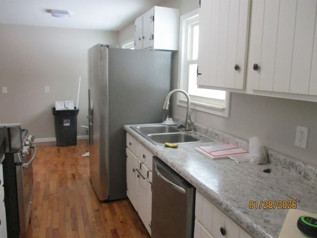 Building Photo - 12510 Sheridan Rd