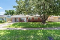 Building Photo - 1202 Wisteria St