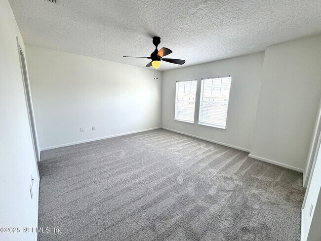 Building Photo - 1500 Calming Water Dr