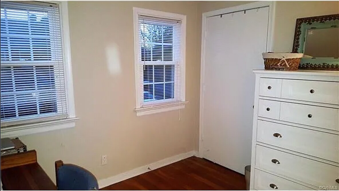 Building Photo - 401 N Hamilton St