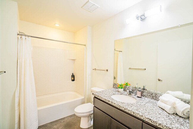 Building Photo - 888 N 4th St