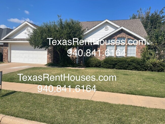 Primary Photo - Spacious 3-Bedroom Home for Rent in Wichit...