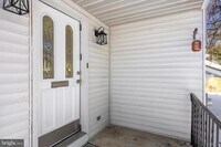 Building Photo - 306 Lincoln Ave