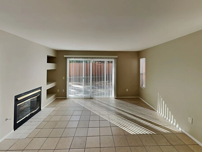 Building Photo - 40010 Fairwood Cir