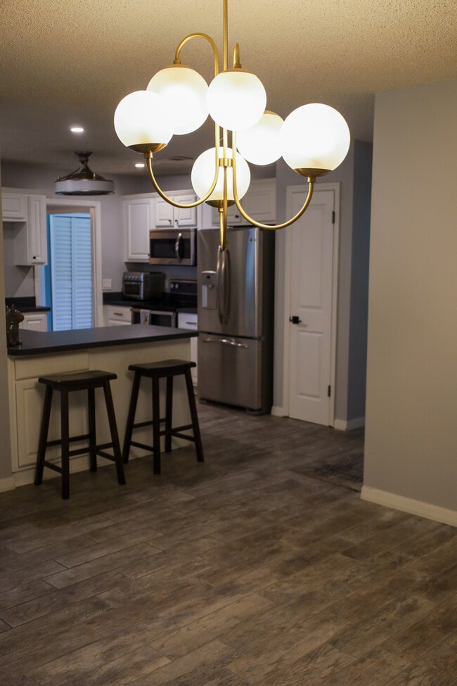 Building Photo - 4688 Posada Dr