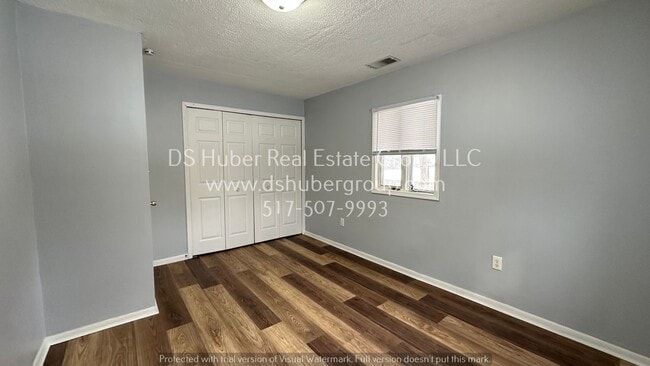 Building Photo - 2711 Dunlap St