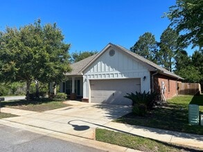 Building Photo - Charming 3-Bedroom Home with Bonus Room in Santa Rosa Beach