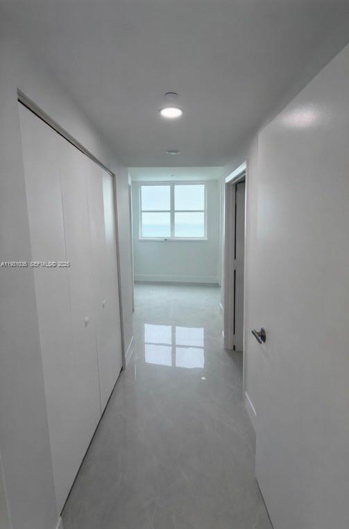 Building Photo - 2475 Brickell Ave