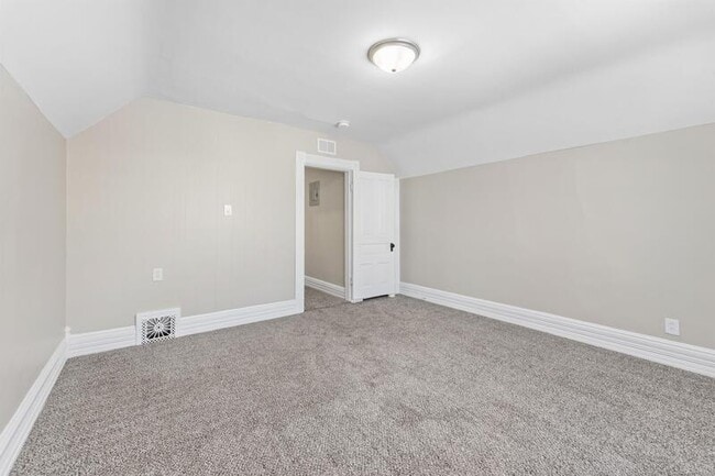 Building Photo - 71 Grand Ave