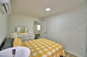 Building Photo - 2405 Roslyn Ln