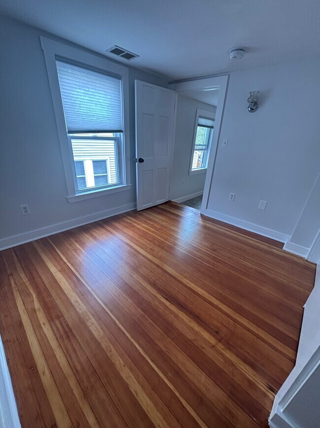 Second bedroom- perfect for roommate or office - 15 Eastern Ave