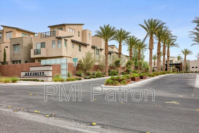 Building Photo - 11231 Hidden Peak Ave