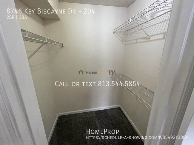 Building Photo - 8746 Key Biscayne Dr