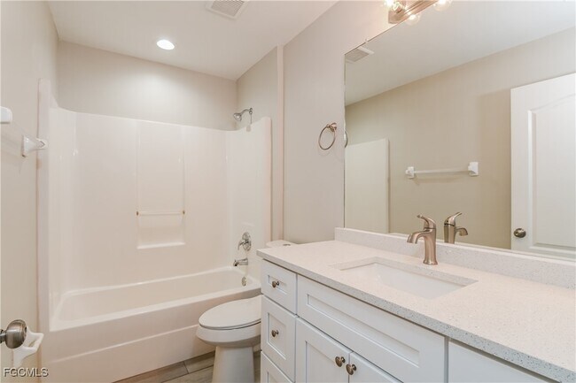 Building Photo - 2011 NW 23rd St