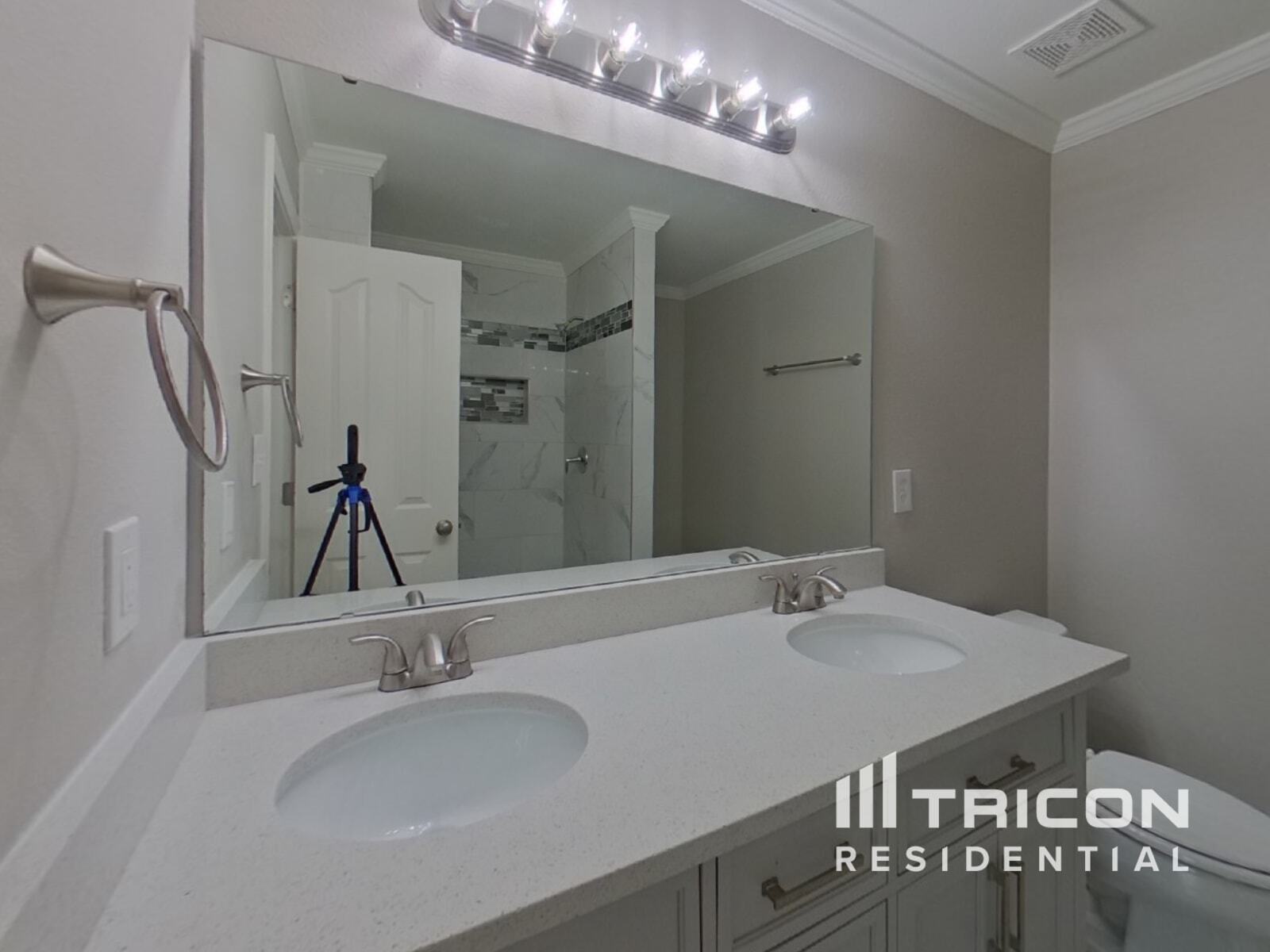Building Photo - 5141 Grays Ridge Dr