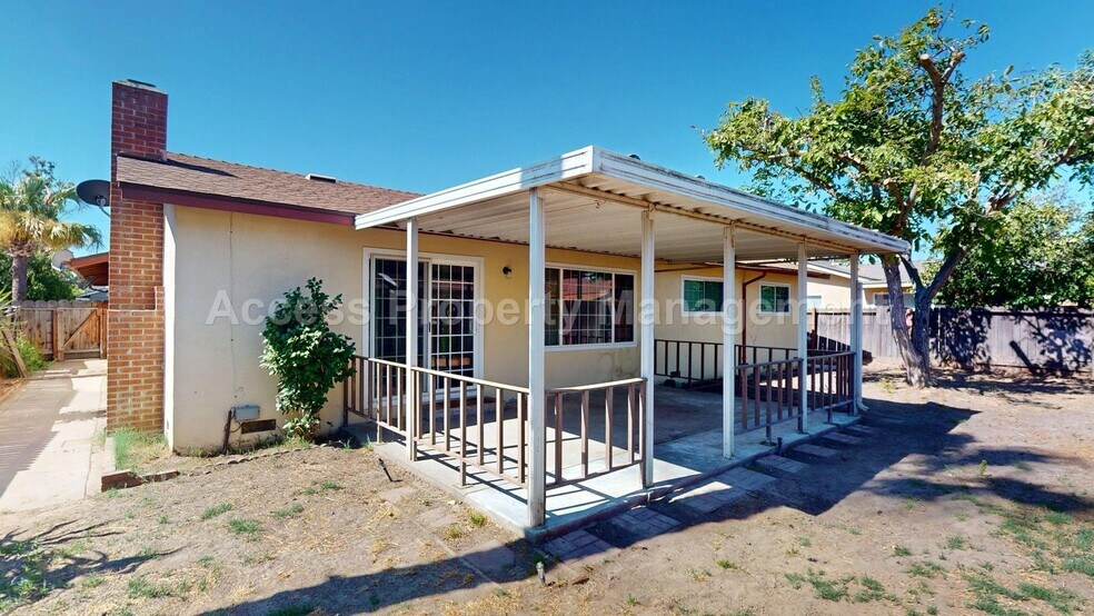Building Photo - 1441 Montclair Dr