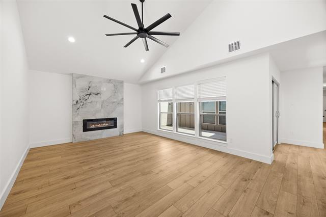 Building Photo - 2114 Trellis Pl