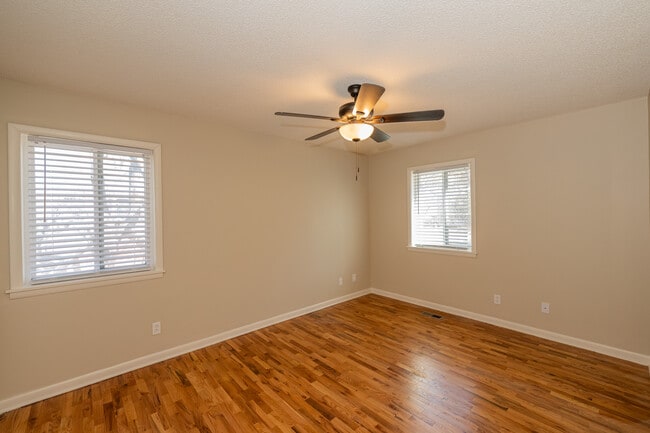 Building Photo - 217 Fletcher Ave