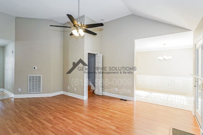 Building Photo - 306 Crooked Oak Ct