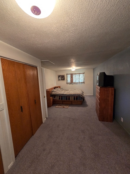 Building Photo - 1935 S Lennox St