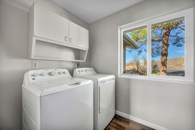 Building Photo - 30 El Caballo Trail