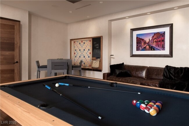 Building Photo - 5 Promontory Pointe Ln