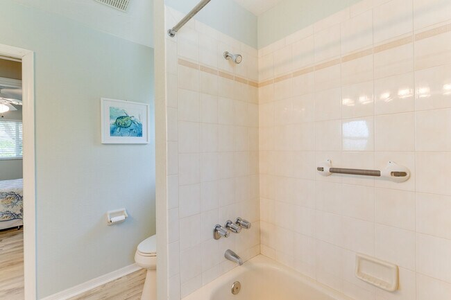 Building Photo - 1439 Mohawk Rd