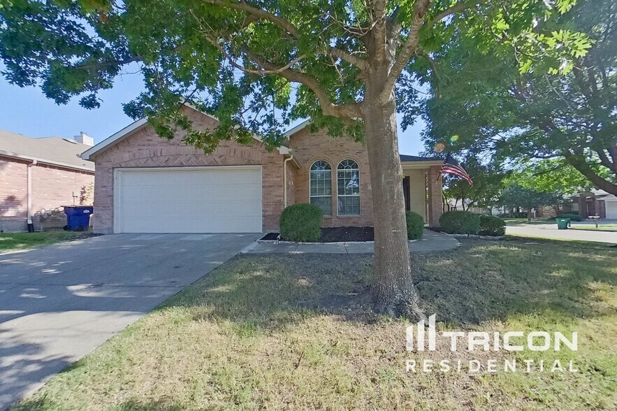 Primary Photo - 205 Butternut Dr