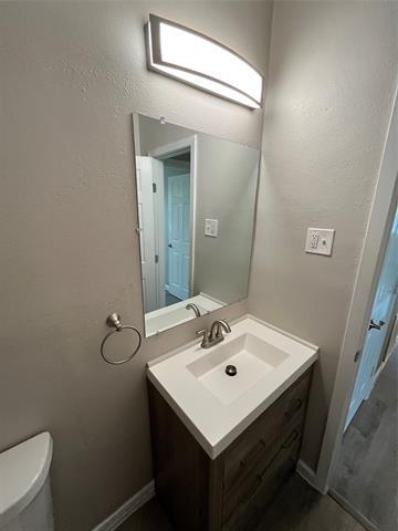 Building Photo - 718 E Daugherty Dr