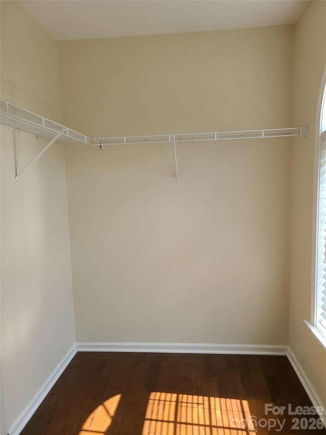 Building Photo - 9509 Mitchell Glen Dr