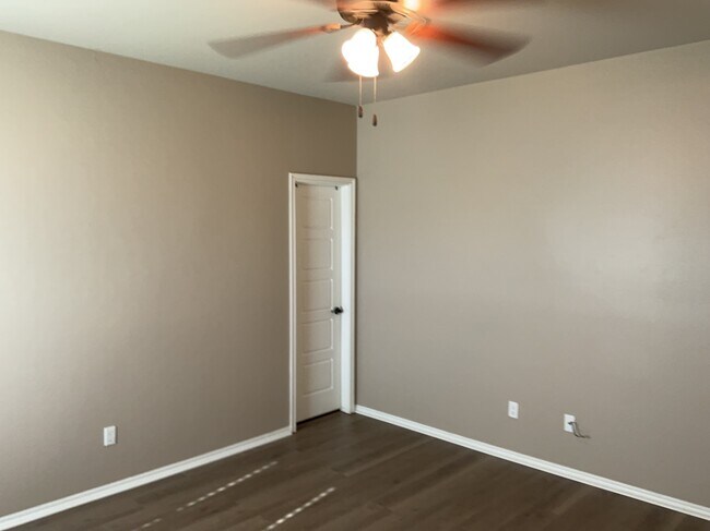 Building Photo - 1308 Penn Ln