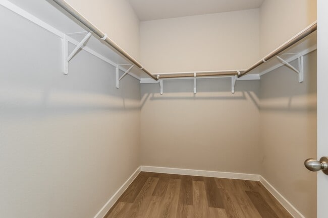 Building Photo - 18342 W Centro Cir