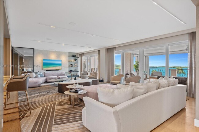 Building Photo - 5242 Fisher Island Dr