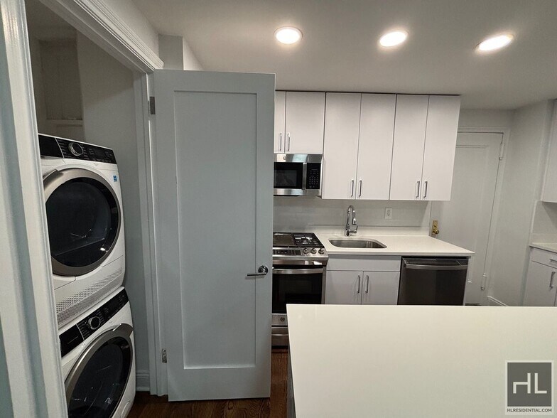 Building Photo - WEST 68 STREET