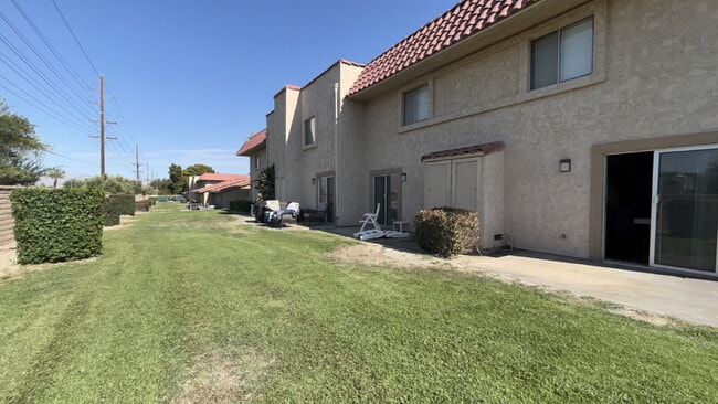 Building Photo - 2-Story, 2-Bedroom Condo For Rent in Indo ...