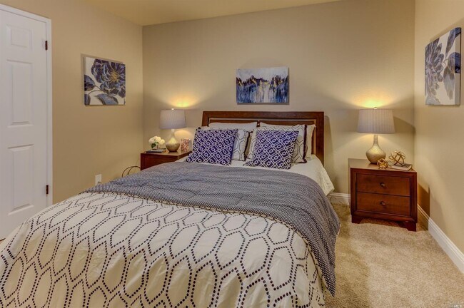 Building Photo - Three Bedroom Single Story Ranch Napa home in Coveted Hidden Valley