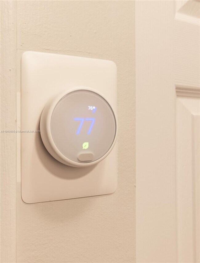 Building Photo - 14237 SW 94th Cir Ln