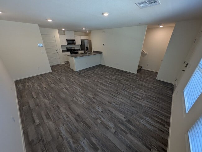 Building Photo - 7377 Joanna Brk St