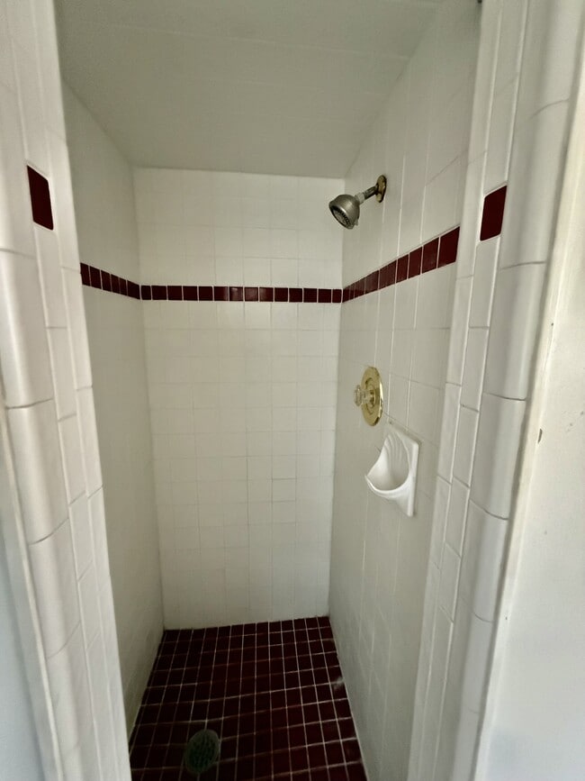 Building Photo - 1993 E 6850 S