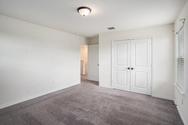 Building Photo - 15043 Tethys Wy