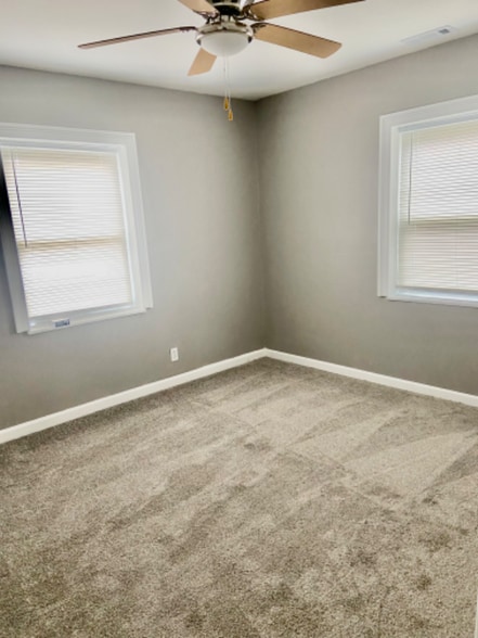 Building Photo - 417 New St