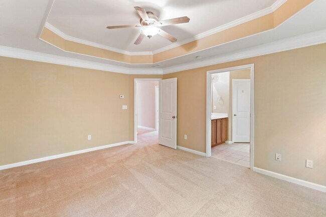 Building Photo - 4BR in sought after Centennial Lakes