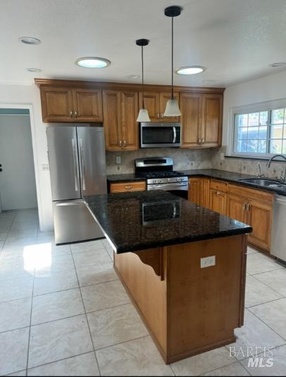 Building Photo - 1701 Ventura Way