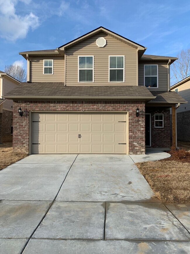 Building Photo - 2143 Kilpatrick LN