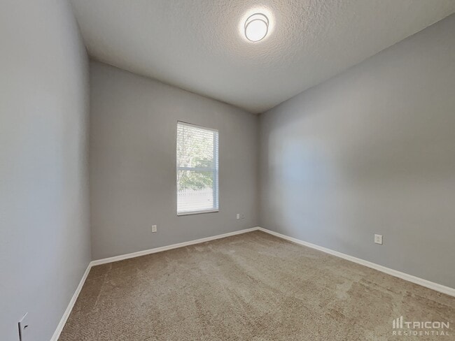 Building Photo - 21532 Silver Bay Pl