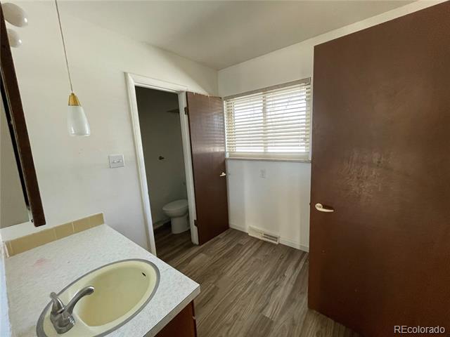 Building Photo - 2833 S Depew St